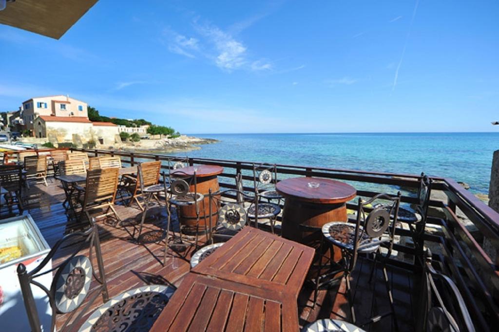 Hotel De La Plage Les Arcades Algajola  Exterior foto